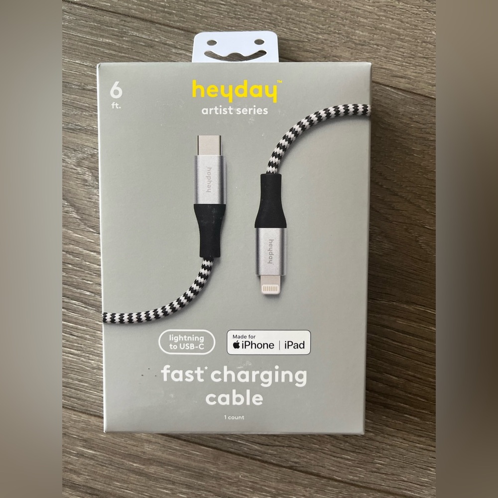 NWT Heyday 6 ft fast charging cable